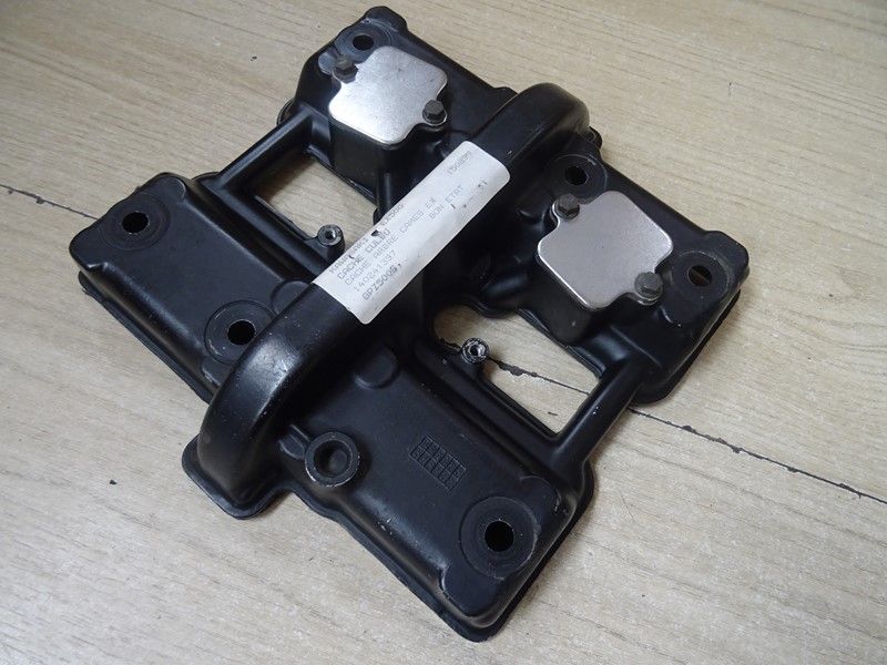 Cache culbuteurs Kawasaki 
500 GPZ/S type EX500A/D 1987/2002