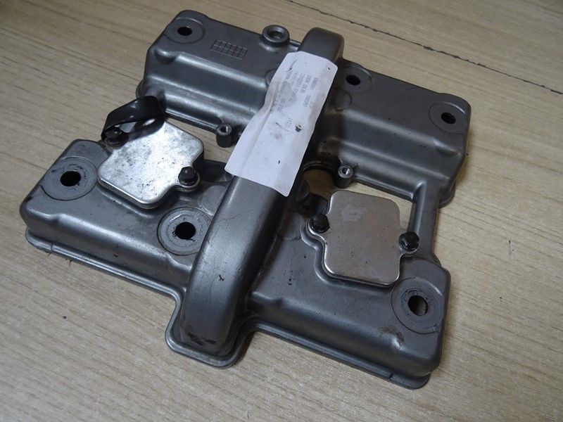 Cache culbuteurs Kawasaki 
ER5 type ER500AAA et ER500ACA 1997/2005