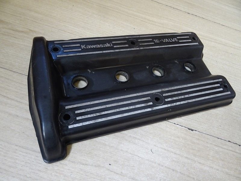 Cache culbuteurs Kawasaki 
1000 GTR type ZGT00A 1986/1993