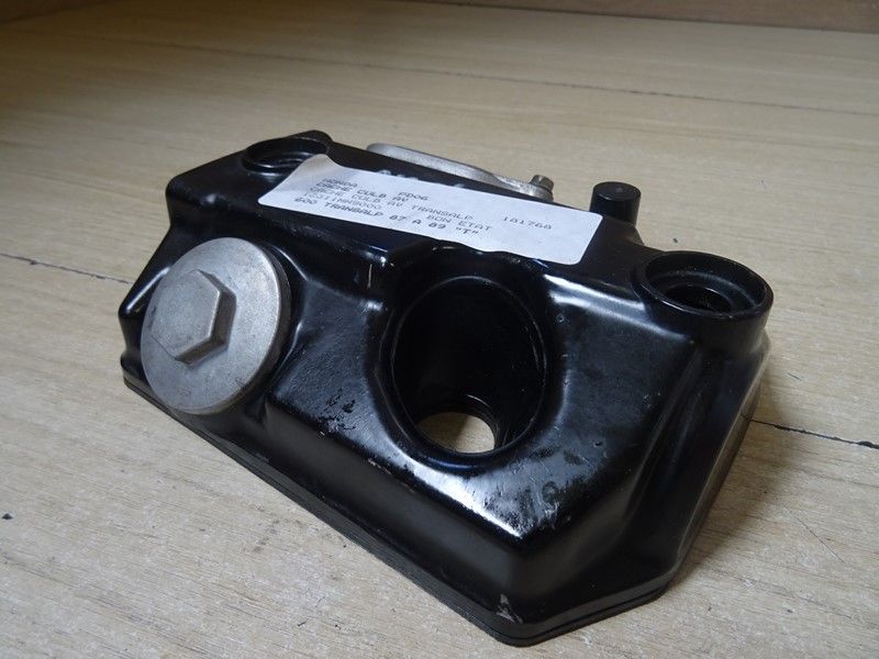 Cache culbuteur avant Honda XLV 600 Transalp type PD06 1987/1996