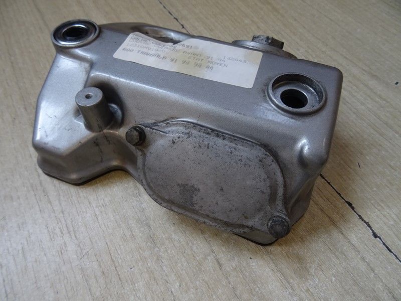 Cache culbuteur avant Honda XLV 600 Transalp type PD06 1987/1996
