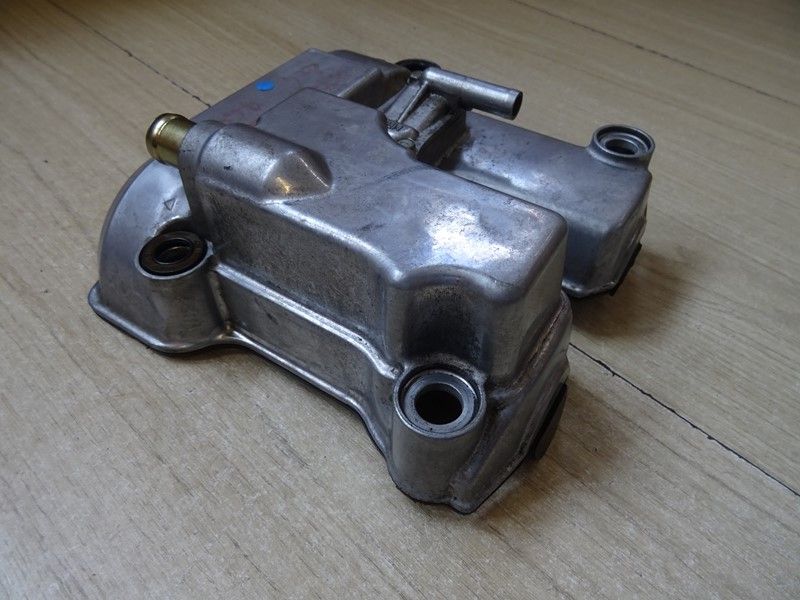 Cache culbuteur arrière Honda XLV 1000 Varadéro type SD02 2003/2011