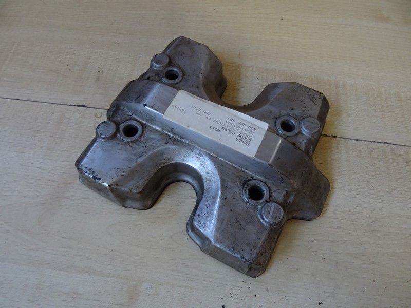 Cache culbuteur Honda 400 VFF type NC13 1983