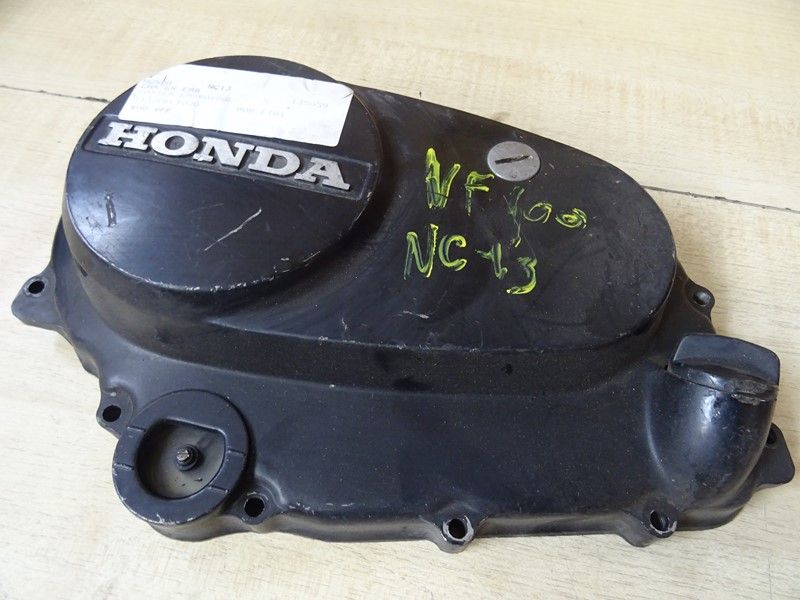 Carter d'embrayage Honda  400 VFF type NC13 1983