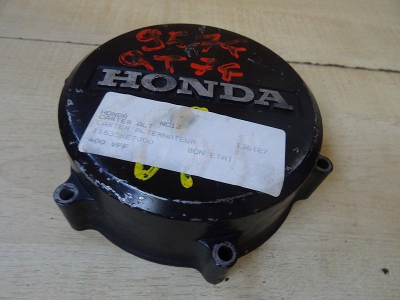 Carter d'alternateur Honda  
400 VFF type NC13 1983