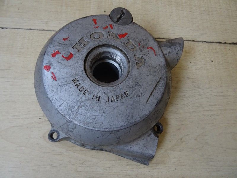 Carter d'alternateur Honda  XL 185