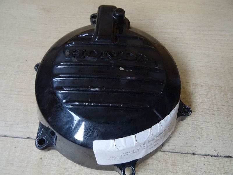 Carter d'alternateur Honda 
750 VFR type RC36 1990/1993