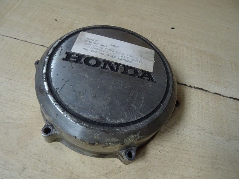 Carter d'alternateur Honda 750 VFS type RC07 1982/1985