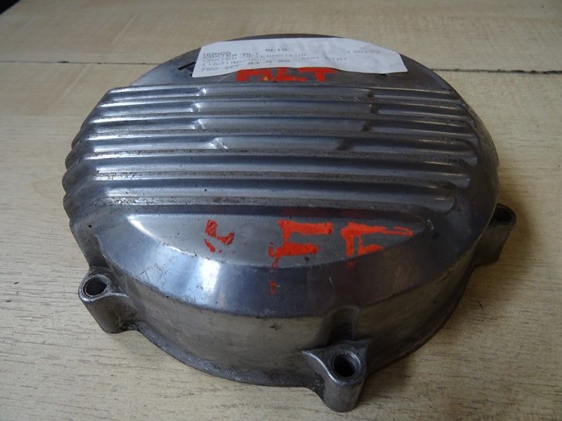 Carter d'alternateur  Honda 
750 VFF type RC15 1983/1985