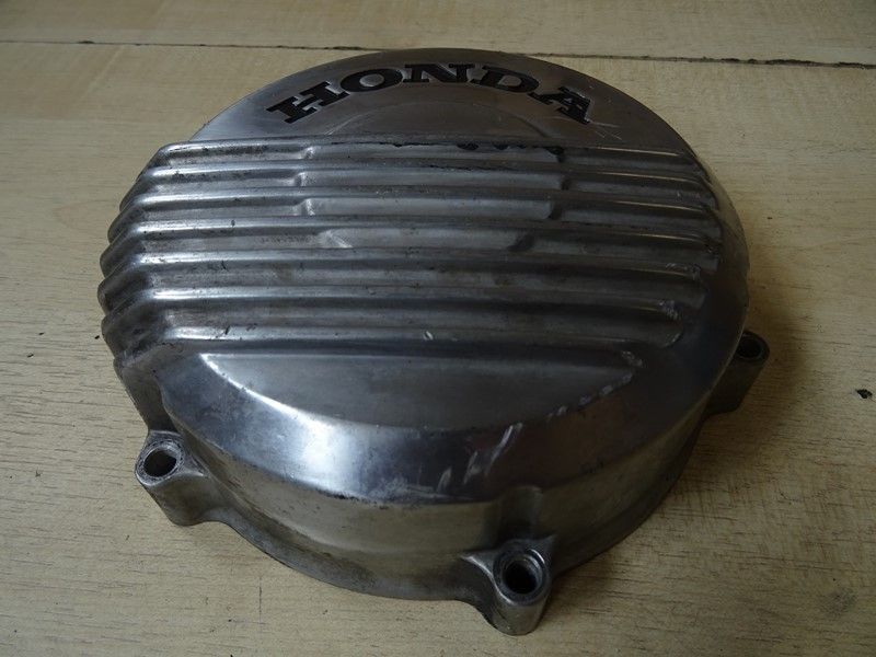 Carter d'alternateur  Honda 
750 VFF type RC15 1983/1985