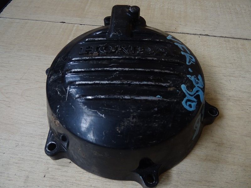 Carter d'alternateur Honda 750 VFR type RC24 1986/1989