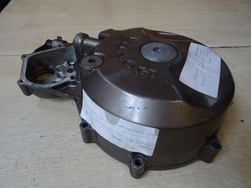 Carter d'alternateur Honda NX 650 type RD02 1988/1994