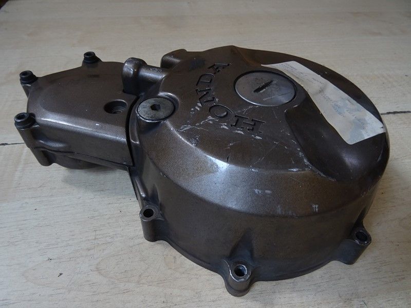 Carter d'alternateur Honda NX 650 type RD02 1988/1994