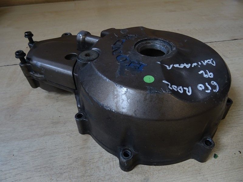 Carter d'alternateur Honda NX 650 type RD02 1988/1994