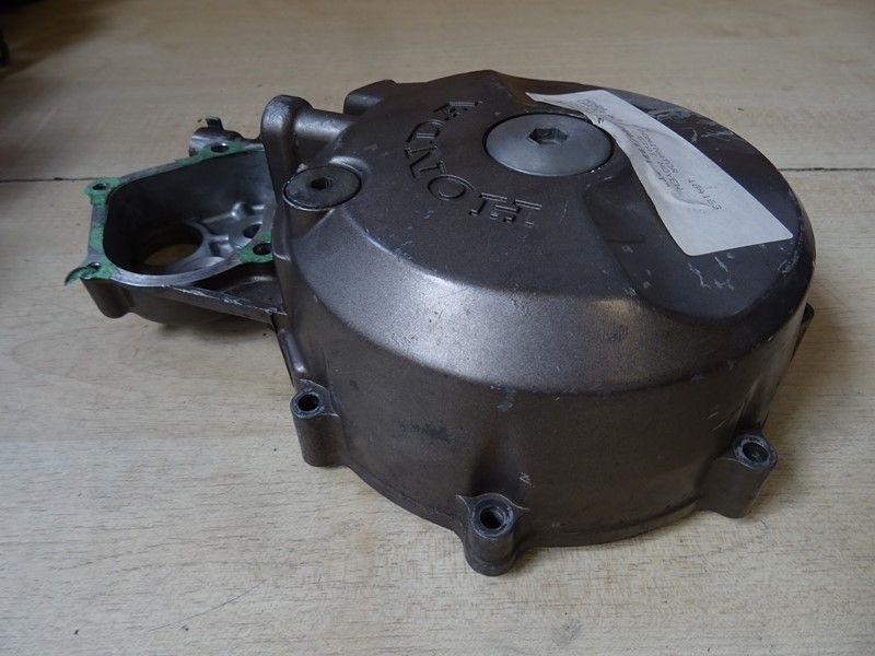 Carter d'alternateur Honda NX 650 type RD02 1988/1994