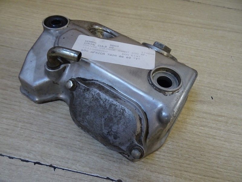 Cache culbuteurs arrières Honda 650 XRV type RD03 1988/1989