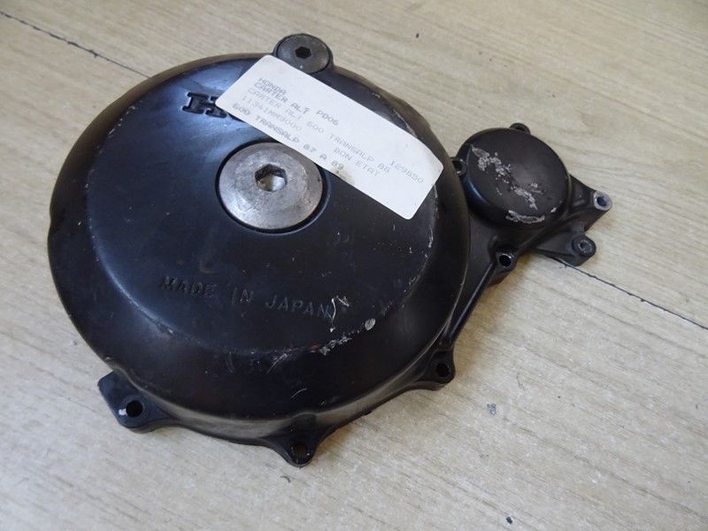 Carter d'alternateur Honda 
XLV 600 Transalp type PD06 1987/1996
