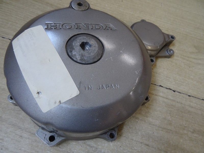 Carter d'alternateur Honda 
XLV 600 Transalp type PD06 1987/1996