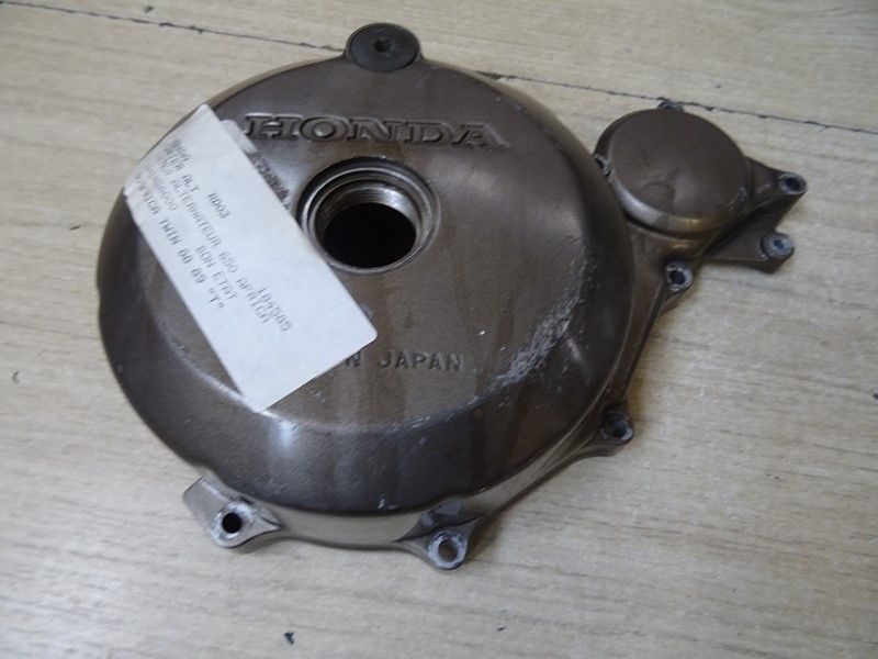 Carter d'alternateur Honda 650 XRV type RD03 1988/1989
