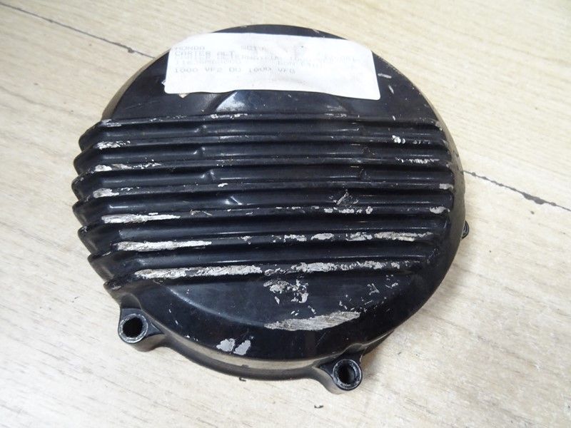 Carter d'alternateur Honda VF 1000 F type SC15 1984/1985 // 
VF 1000 F2 type SC19 1985/1988