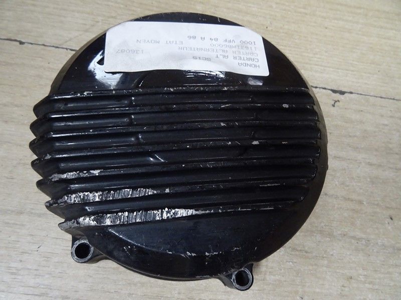 Carter d'alternateur Honda VF 1000 F type SC15 1984/1985 // 
VF 1000 F2 type SC19 1985/1988
