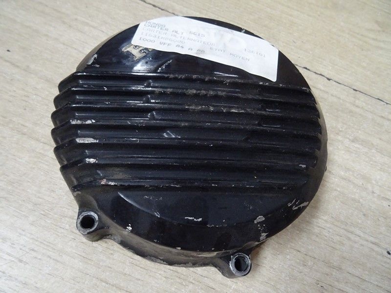 Carter d'alternateur Honda VF 1000 F type SC15 1984/1985 // 
VF 1000 F2 type SC19 1985/1988