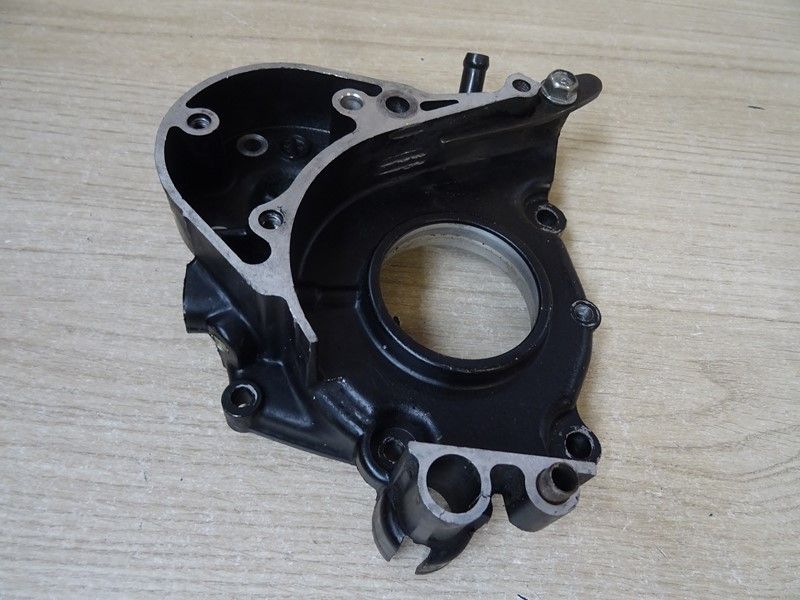 Carter intérieur de sortie de boite Honda 
VF 1000 F2 type SC19 1985/1988