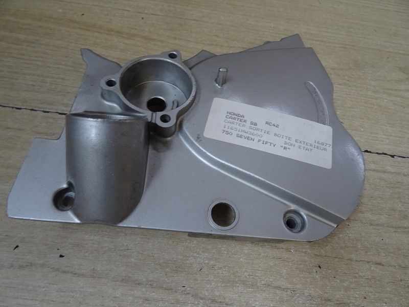 Carter de sortie de boite Honda CB 750 Seven Fifty type RC42 1992/2003