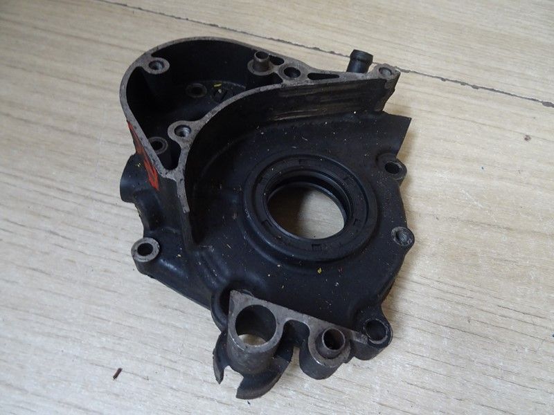 Carter intérieur de sortie de boite Honda 750 VFF type RC15 1983/1985