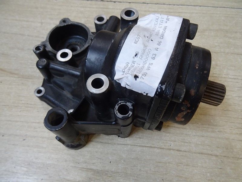 Couple conique de sortie de boite Honda 750 VFS type RC07 1982/1985