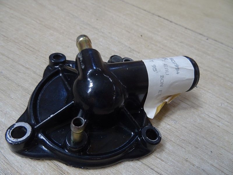 Carter de pompe à eau Honda 900 CBR type SC29 1992/1995