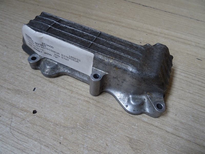 Carter inférieur de refroidisseur d'huile Honda 600 CBF Hornet type PC34 1998/2002
