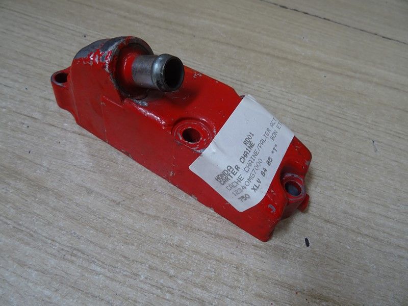 Cache chaine paliers Honda 
XLV 750 R type RD01 1984/1986