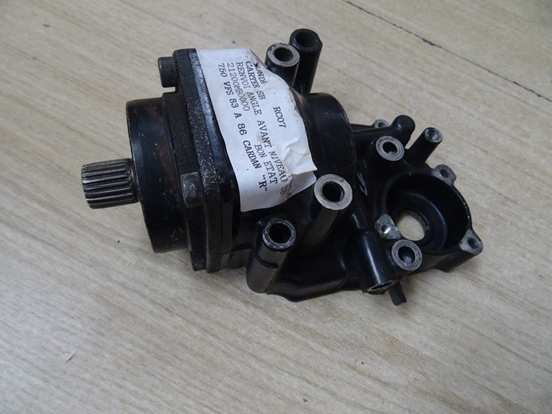 Carter de sortie de boite Honda 750 VFS type RC07 1982/1985
