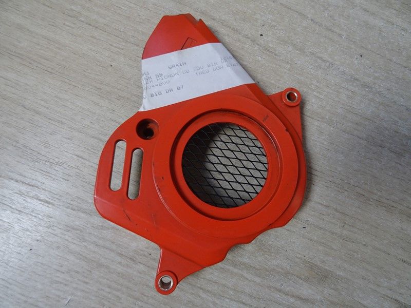 Carter de sortie de boite Suzuki 
750 DR type SR41A 1988/1989