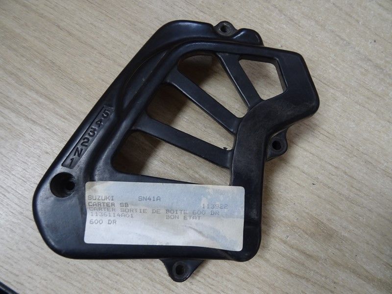 Carter de sortie de boite Suzuki 
600 DR type SN41A 1985/1989
