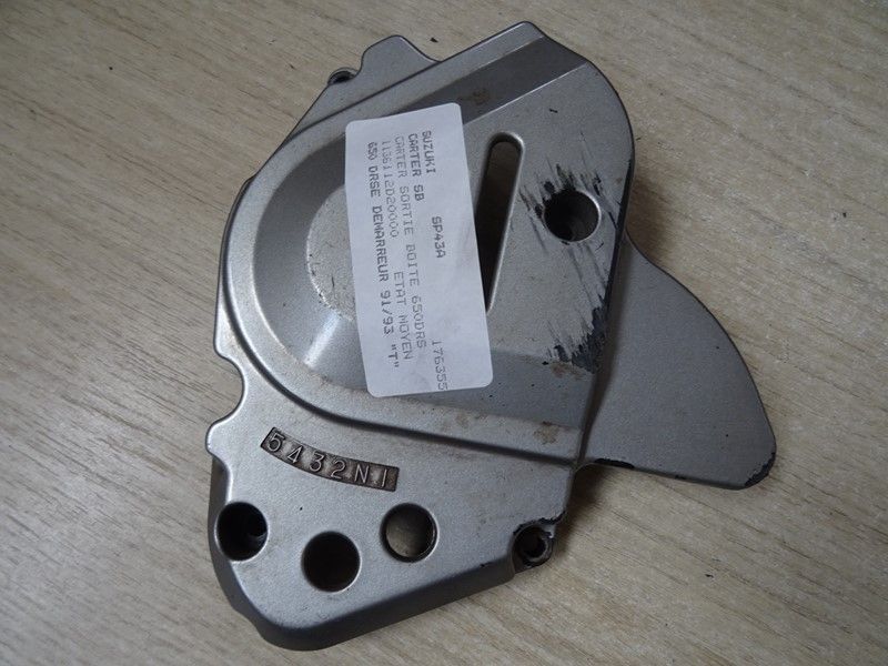 Carter de sortie de boite Suzuki 
650 DRSE, R, RE type SP43A/SP44A/SP45A 1991/1995