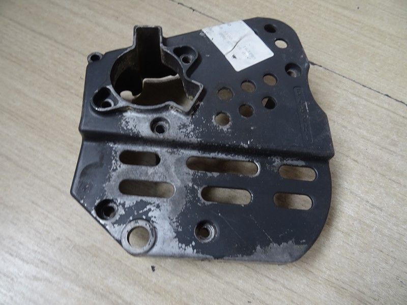 Carter de sortie de boite Suzuki 400 GSX