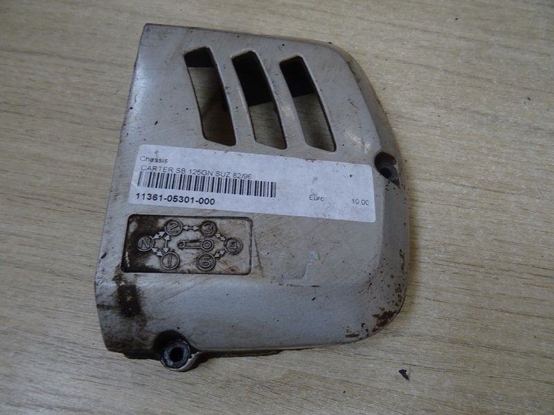 Carter de sortie de boite Suzuki GN 125 type NF41A 1982/2002