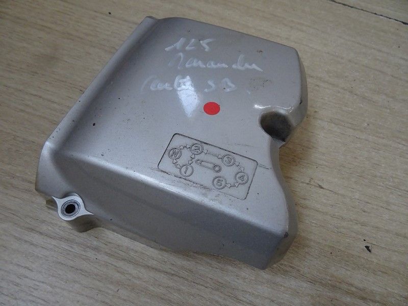 Carter de sortie de boite Suzuki GZ 125 Marauder type AP111, AP171, AP211 1998/2010