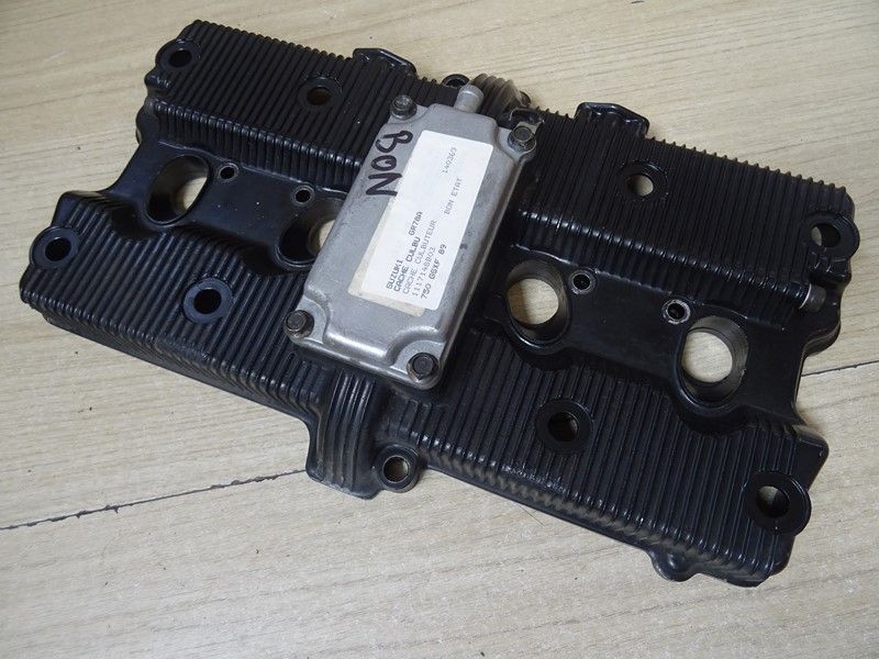 Cache culbuteurs Suzuki 
750 GSXF type GR78A 1989/1996