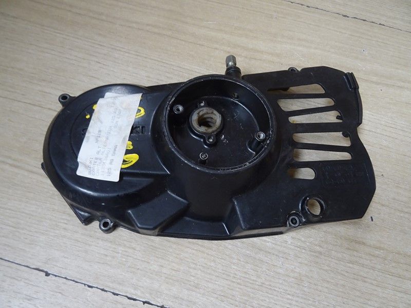Carter d'alternateur Suzuki 125 RG type NF12B 1985/1988