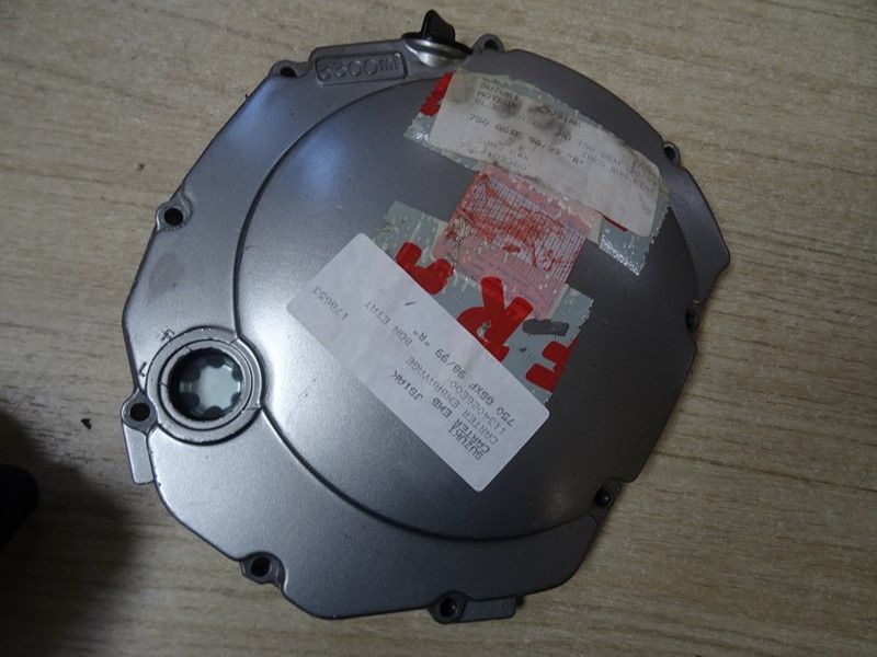 Carter d'embrayage Suzuki 
750 GSXF type JS1AK 1998/2006