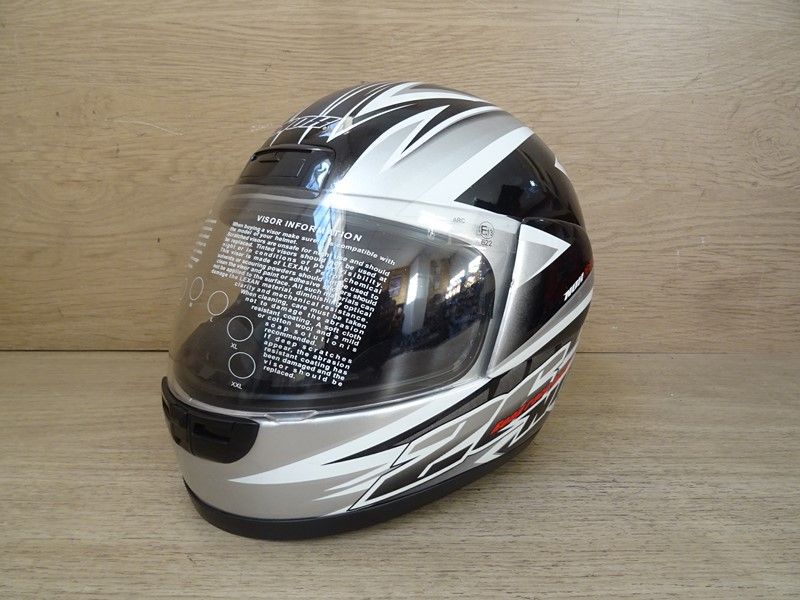 Casque intégral NOX – N622K gris Taille XXS