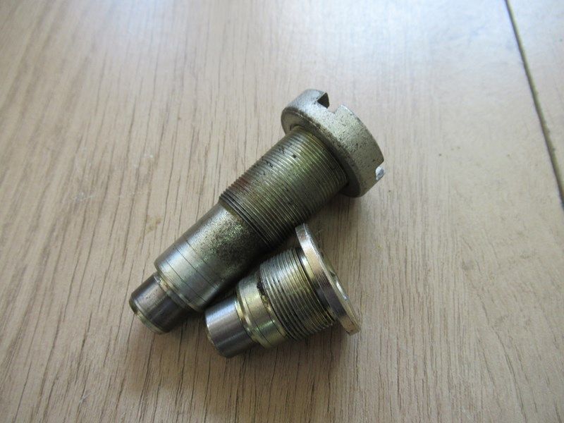 Jeu de centreurs de bras oscillant Honda 500 VTC 1983/1986 (PC08)