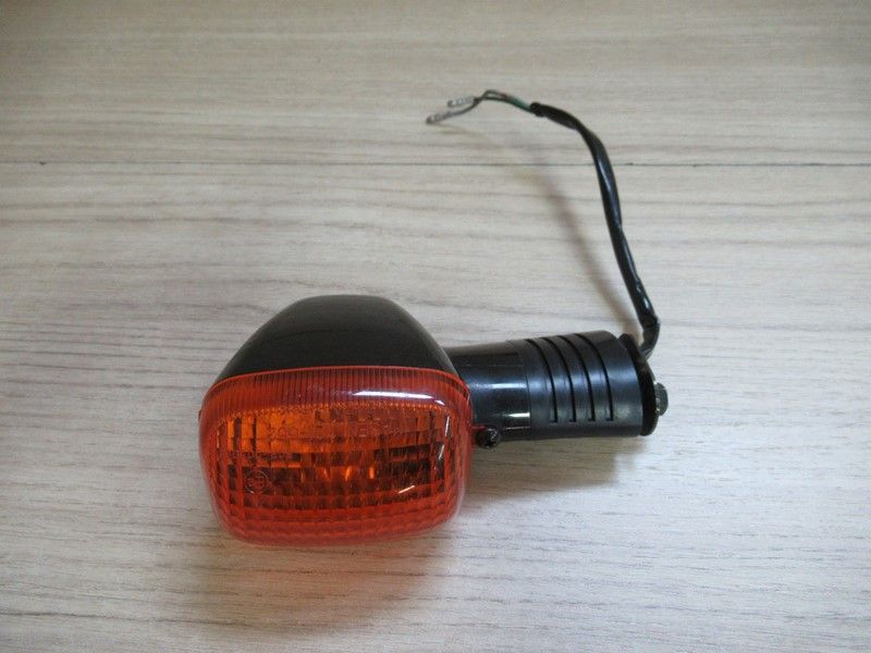 Clignotant avant droit Honda VTR 1000 1997-2000