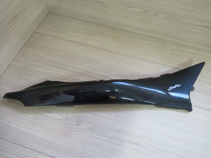 Coque arrière droite Yamaha XJS/N600 Diversion 1991-1994 (4BP-21721-00)