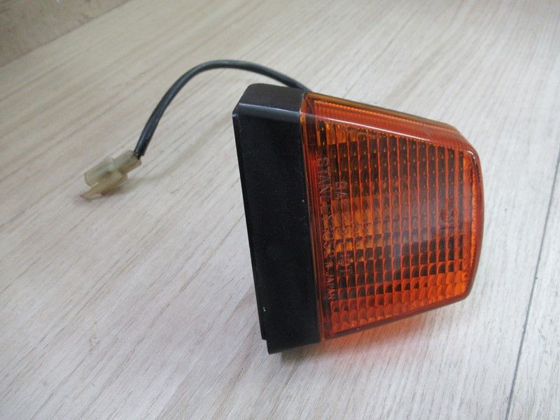 Clignotant arrière droit Kawasaki GPZ 1000 RX 1986-1988