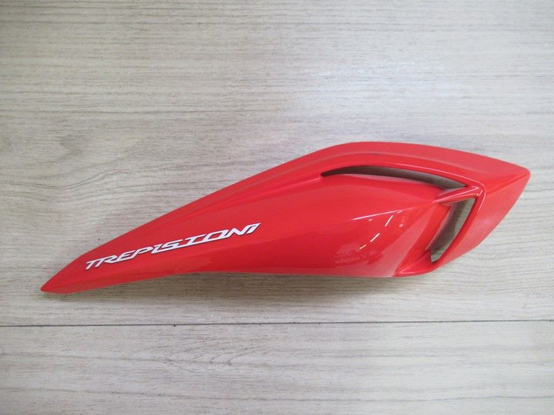 Cache latéral arrière droit MV Agusta 800 Brutale 2012-2013