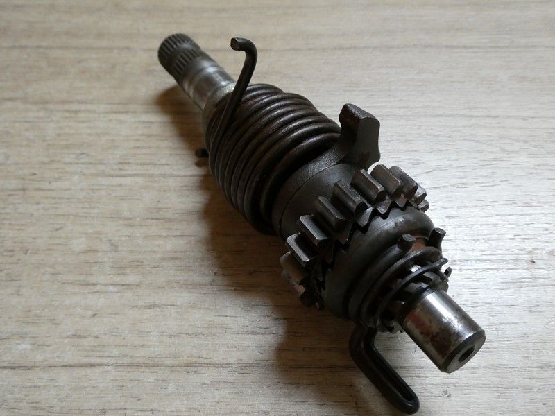 Rochet et axe de kick Honda CB350 Four 1972/1974